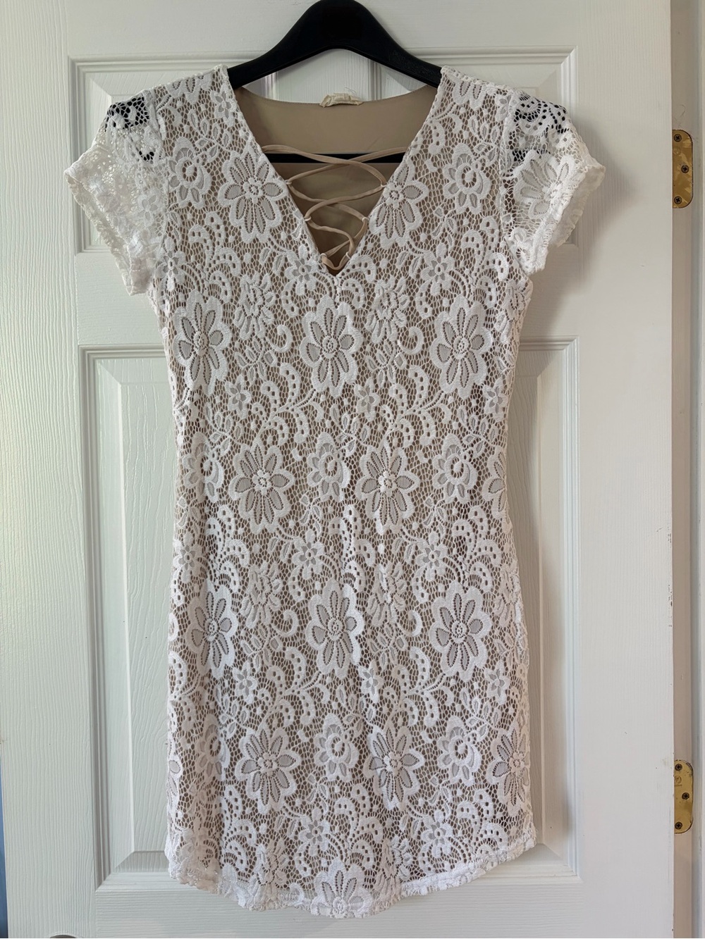 Ultra Flirt White Floral Lace V-Neck Mini Dress